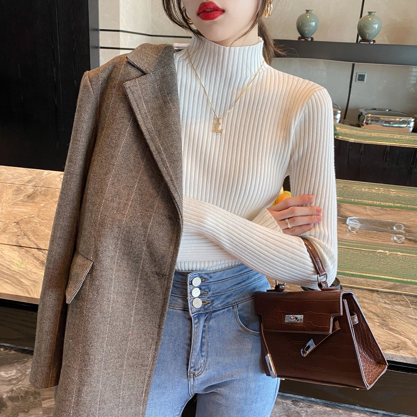 Suéter de malha feminino de inverno com manga comprida e gola falsa, pulôver, suéter de malha fina, blusas femininas da moda 2025